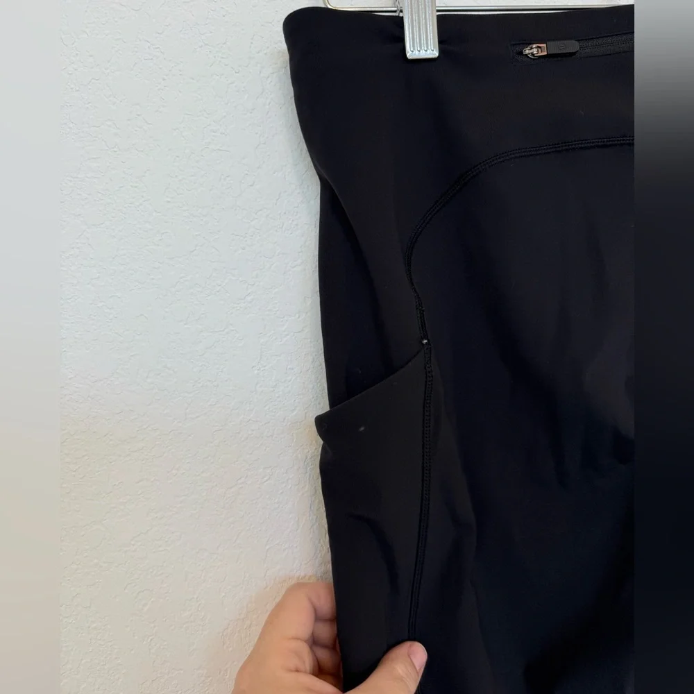 Lululemon Speed Up Tight *Full-On Luxtreme 28" Black Size 8 - Picture 4 of 7